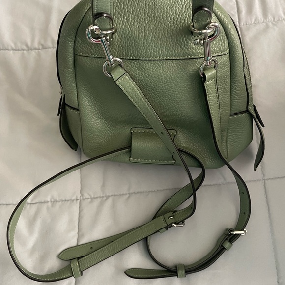 Coach - Picture 4 of 4